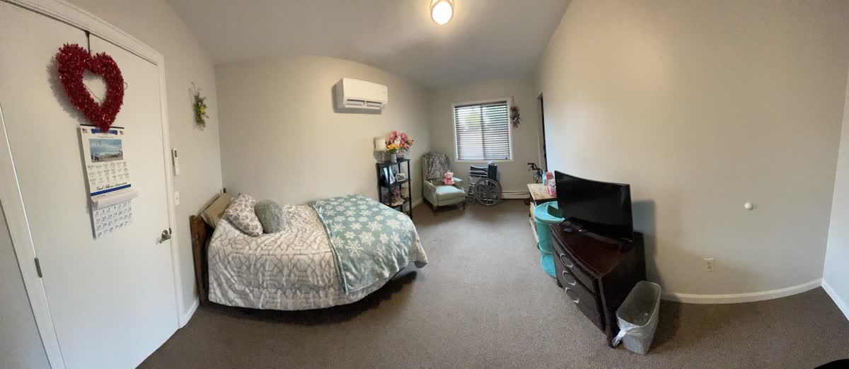 Private bedroom at Charleston at Keenesburg